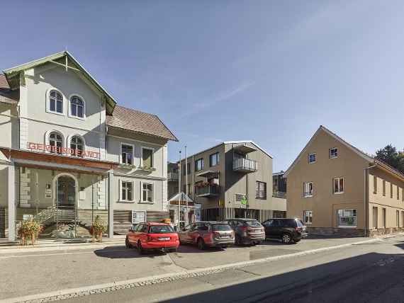 Ortszentrum Stanz_ Mürztal Steiermark - Staatspreis für Architektur und Nachhaltigkeit 2021_Architekt: Nussmüller Architekten___©_KURT HOERBST 2021