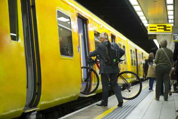 OV-fiets der Eisenbahngesellschaft Nederlandse Spoorwegen