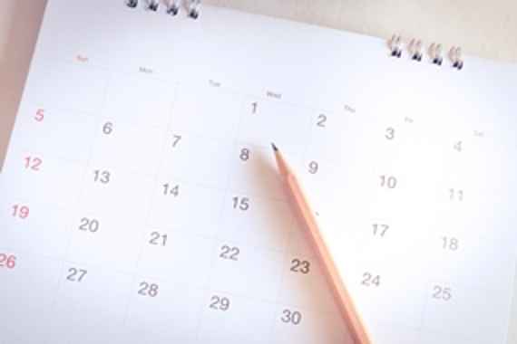 Kalenderblatt mit Bleistift