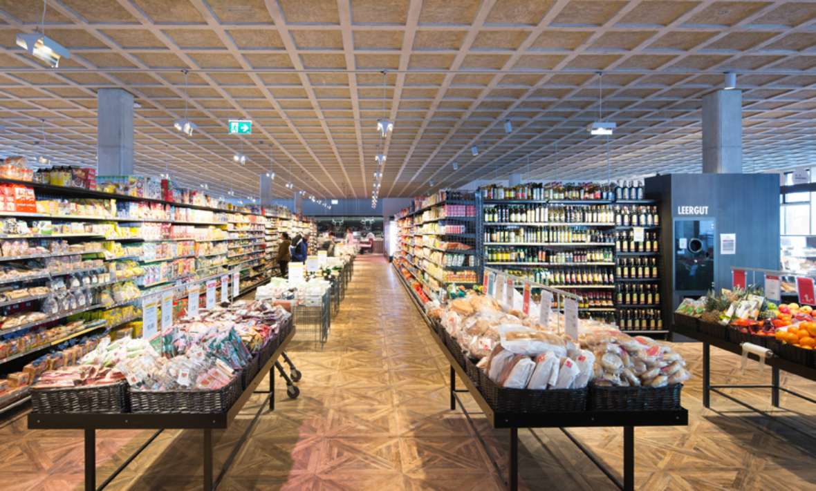 Ischgl Passivhaus Supermarkt