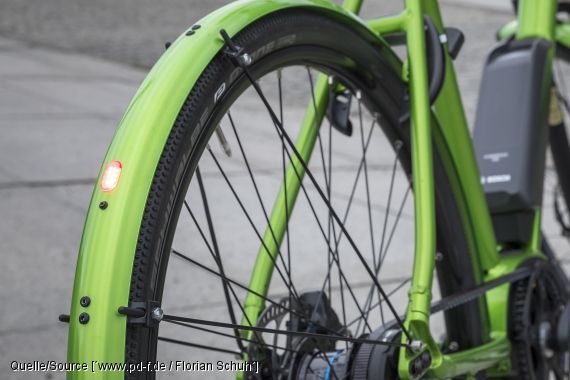 Grünes E-Bike