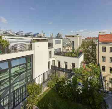 Wohnhaussanierung und Dachgeschoß-Ausbau, Mariahilfer Straße 182, Wien