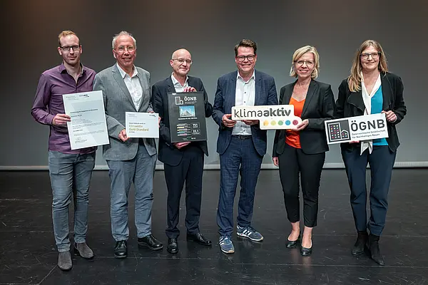 Darauf bauen wir: Sanierung und klimafitte Gebäude für die Zukunft! Auszeichnungsveranstaltung von klimaaktiv, ÖGNB und AGPB Gebäuden