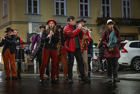 Band beim Nightwalk durch Graz