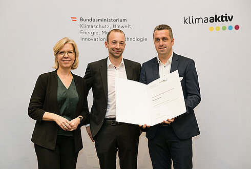 Auszeichnung von klimaaktiv Projektpartnern und Vorzeigebetrieben durch Klimaschutzministerin Leonore Gewessler (BMK)