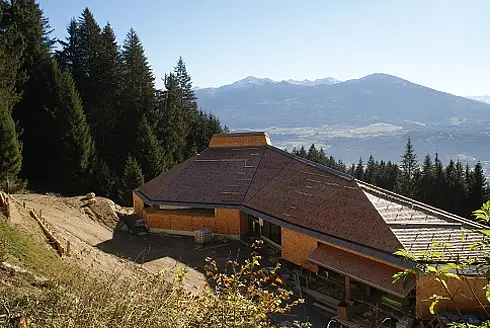 4945 Neubau Umbrüggler Alm