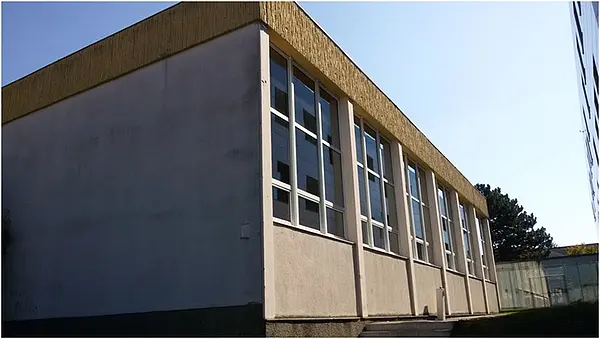Turnsaal Containerschule Deutsch-Wagram