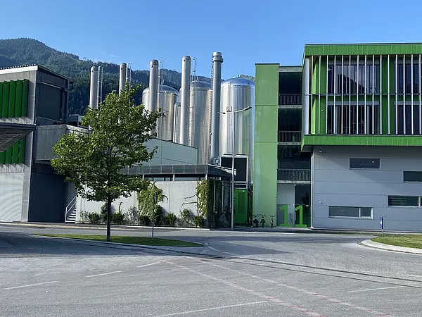 Batterie und Wärmespeicher INNIO Jenbacher GmbH & Co OG