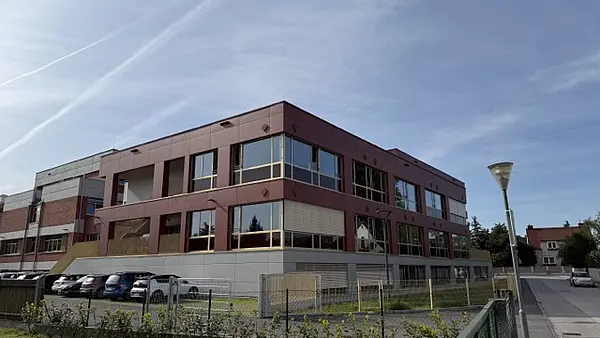 BRG Wr. Neustadt, Gröhrmühlgasse 27 Erweiterung
