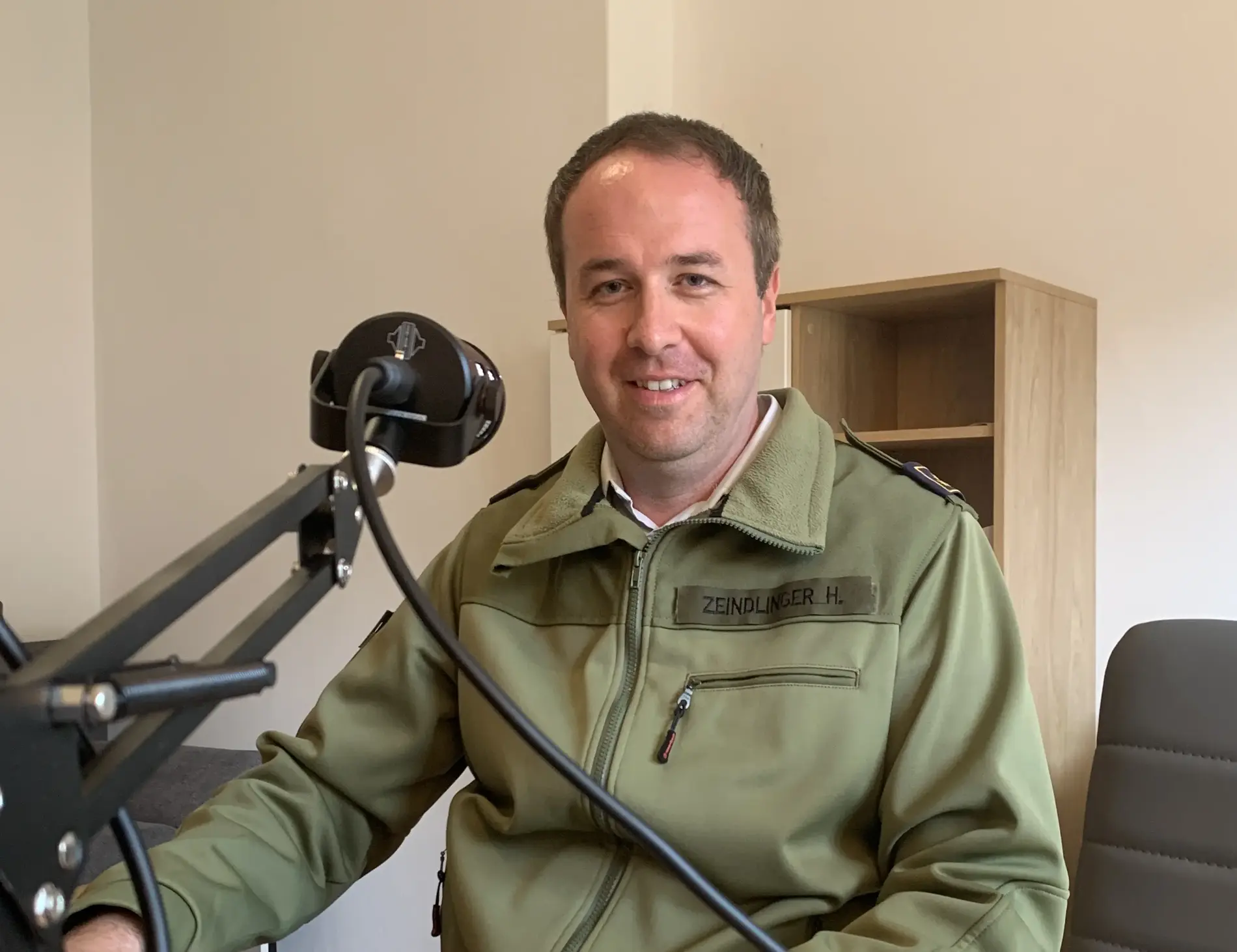 Hannes Zeidlinger bei der Aufnahme des Klimadialog-Podcasts