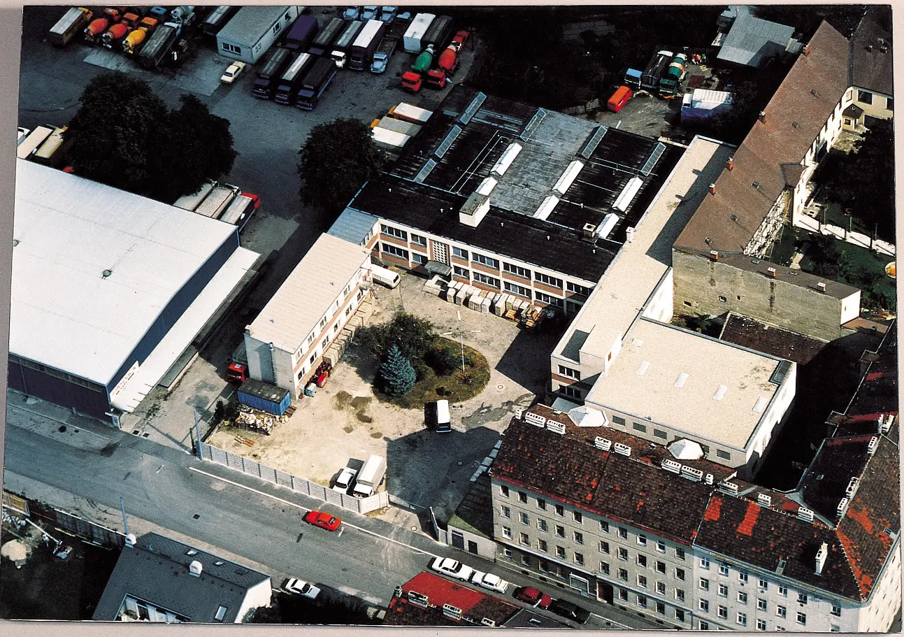 Luftaufnahme Betriebsgelände Electroplast Packaging GmbH Wien