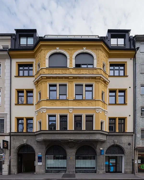 Adamgasse 11a - Tiroler Versicherung