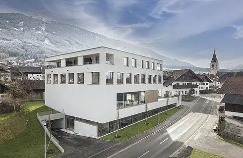 NHT - Multifunktionales Gebäude Unterdorf - SI05