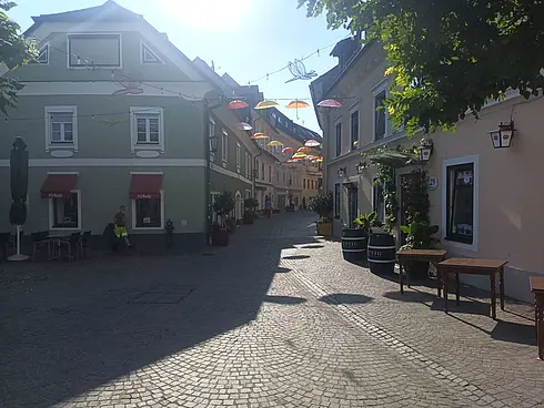 Villach: Eingang Lederergasse - Fußgängerzone 