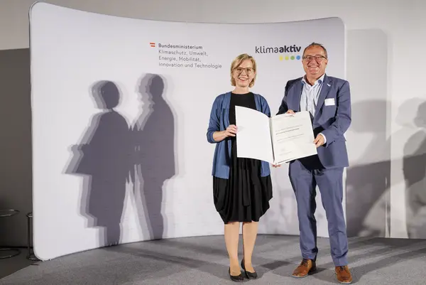 Klimaschutzministerin Leonore Gewessler, Friedrich Mühlener (IfEA Institut für Energieausweis GmbH)