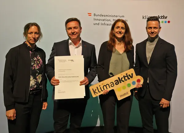 Im Bild: Dietmar Hierlemann, Tanja Gschließer (ALPLA), Michael Nendwich (WKÖ), Wiebke Unbehaun (BMIMI)