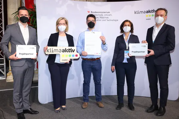 v.l.n.r.: Michael Nendwich, Leonore Gewessler, Bogdan Muntean, Tatjana Baborek, Markus Raml