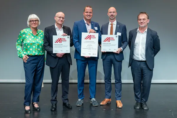 Darauf bauen wir: Sanierung und klimafitte Gebäude für die Zukunft! Auszeichnungsveranstaltung von klimaaktiv, ÖGNB und AGPB Gebäuden