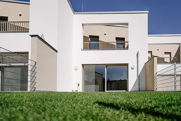 Reihenhausanlage - Saint George / RH 1-6