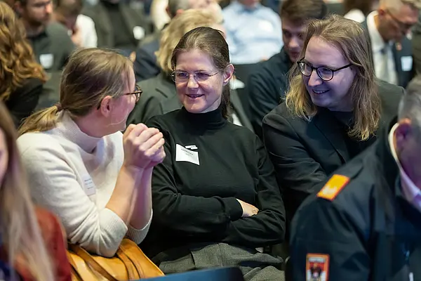Besucher auf einer Veranstaltung