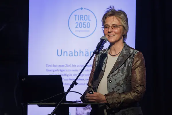 Energiedialog: "Nachhaltigkeit muss beflügeln" und klimaaktiv-Auszeichnung 2022