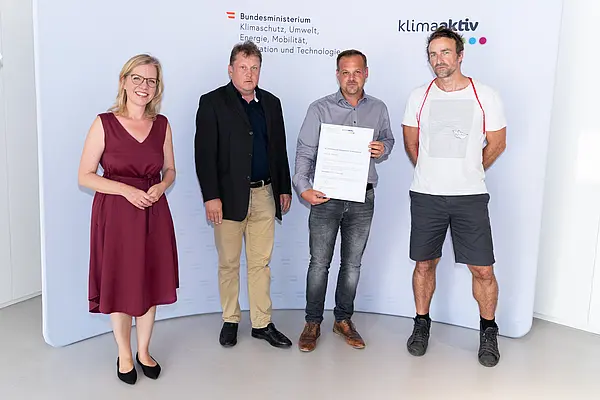 Im Bild: Klimaschutzministerin Leonore Gewessler, Vizebürgermeister Friedrich Partl, Markus Rössler (HT Planung GmbH), Markus Kozak (Pilz & Partner ZT).