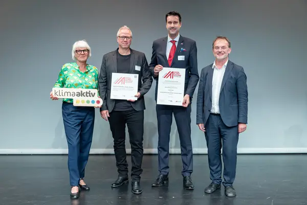 Darauf bauen wir: Sanierung und klimafitte Gebäude für die Zukunft! Auszeichnungsveranstaltung von klimaaktiv, ÖGNB und AGPB Gebäuden