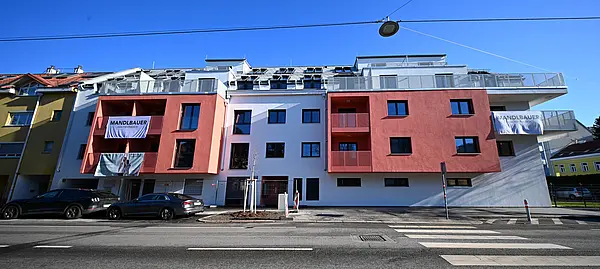 JEDLESEER STRASSE 104-106