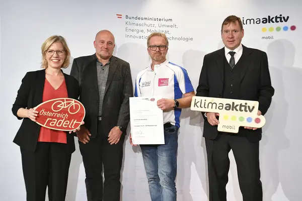 Auszeichnung Bundessieger:innen Österreich radelt