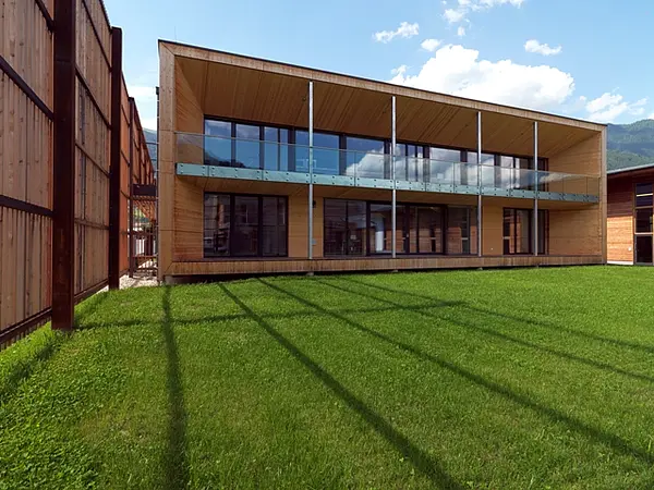 Bürogebäude  Weissenseer Holz-System-Bau GmbH