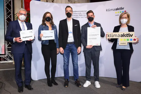 v.l.n.r.: Alfred Riedl, Ulli Sima, Patrick Weiß, Michael Branz, Leonore Gewessler