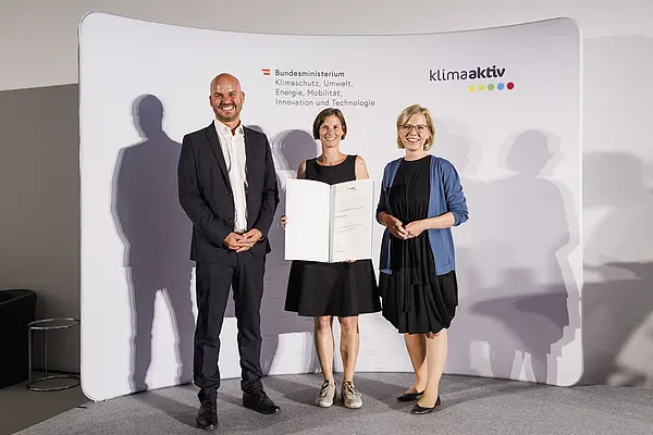 Johannes Naimer-Stach (ORCA Evolution OG), Klimaschutzministerin Leonore Gewessler, Marion Zöchbauer (ORCA Evolution OG)