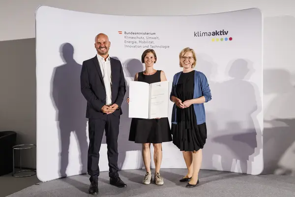 Johannes Naimer-Stach (ORCA Evolution OG), Klimaschutzministerin Leonore Gewessler, Marion Zöchbauer (ORCA Evolution OG)