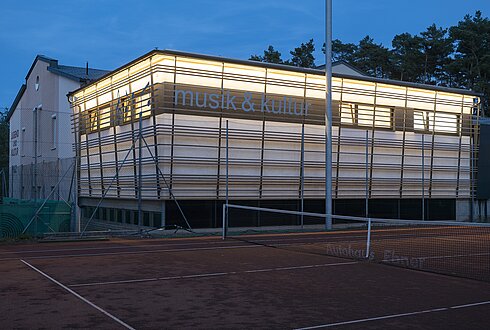 Zubau zur bestehenden Kultureinrichtung