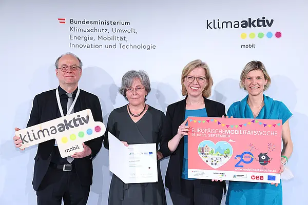 v.l.n.r.: Robert Thaler, Regina Stolze-Witting, Leonore Gewessler, Elke Kastner