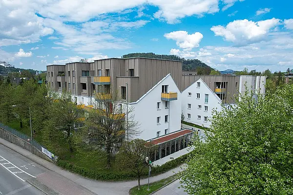 HÖ Friedrich-Inhauser-Straße 1,3,5,11,13