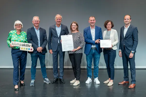 Darauf bauen wir: Sanierung und klimafitte Gebäude für die Zukunft! Auszeichnungsveranstaltung von klimaaktiv, ÖGNB und AGPB Gebäuden