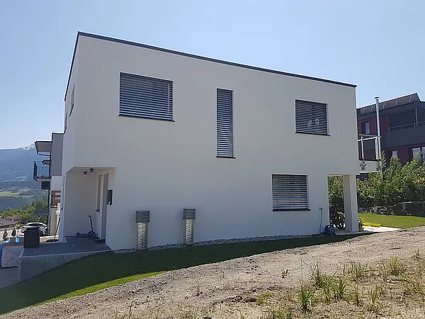 Haus F, Mutters