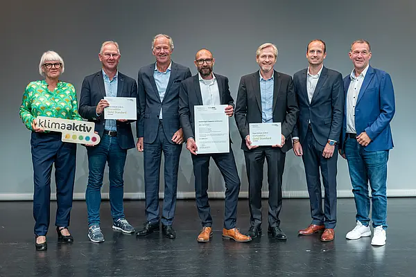 Darauf bauen wir: Sanierung und klimafitte Gebäude für die Zukunft! Auszeichnungsveranstaltung von klimaaktiv, ÖGNB und AGPB Gebäuden