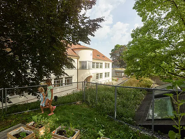Volkschule Dorf, Lauterach