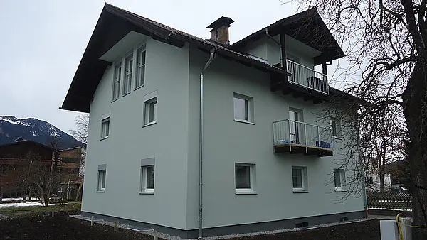 Claudiastraße 16