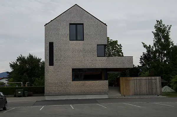 Vom Altbau zum Plus-Energiehaus