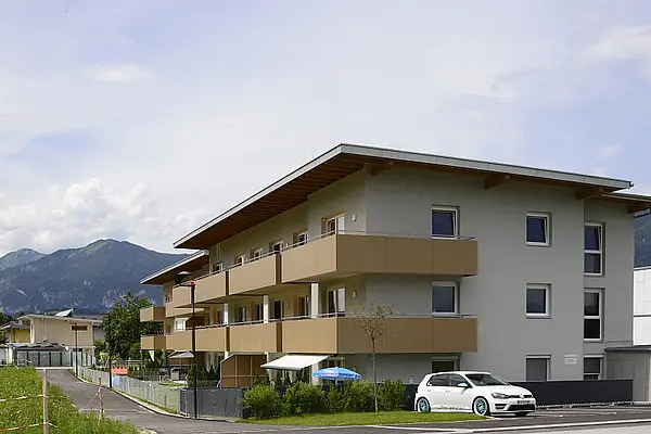 T 334 Kundl Haus 2