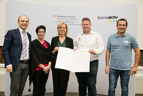 Auszeichnung von klimaaktiv Projektpartnern und Vorzeigebetrieben durch Klimaschutzministerin Leonore Gewessler (BMK)