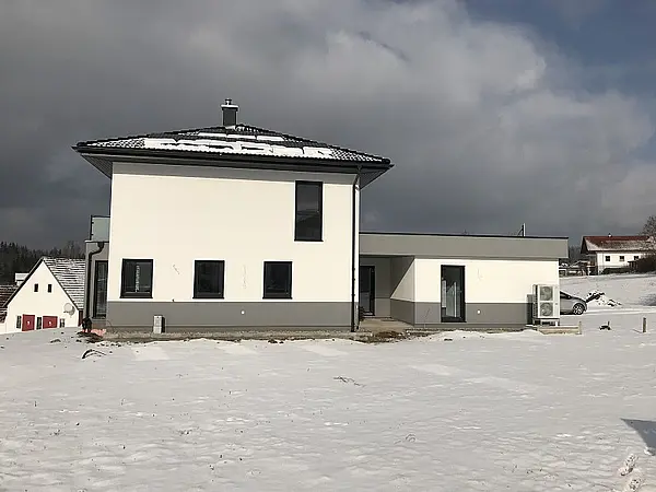 Einfamilienwohnhaus mit Anbau