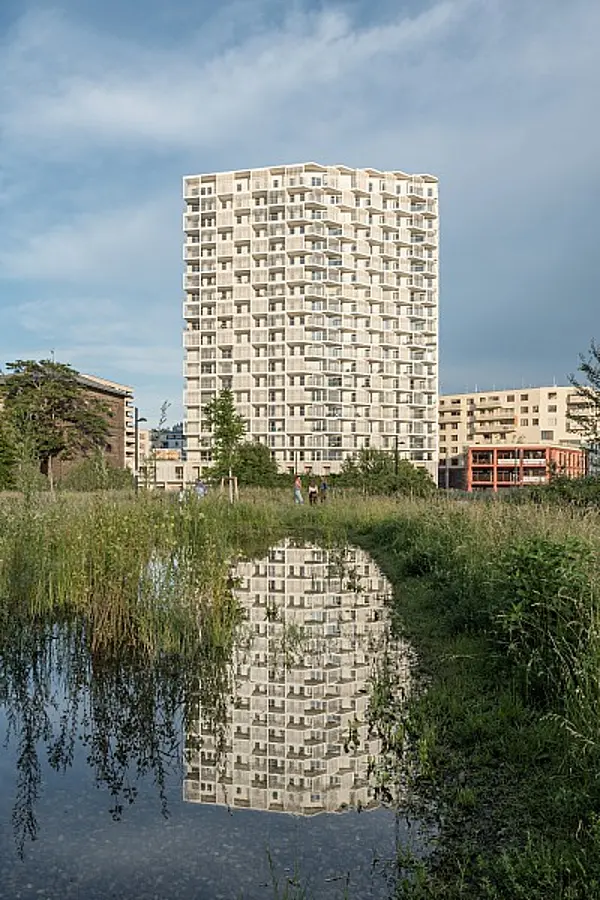 Leywand das Wohnhochhaus