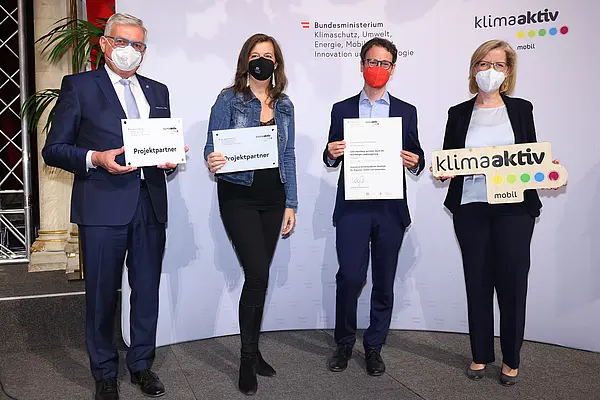 v.l.n.r.: Alfred Riedl, Ulli Sima, Daniel Zadra, Leonore Gewessler