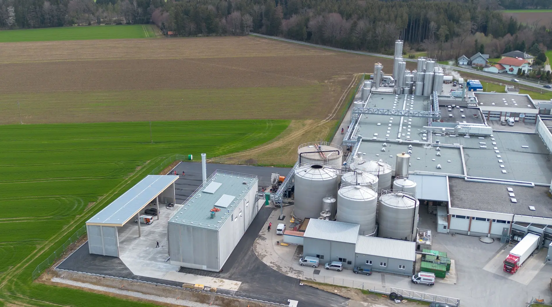 Biogene Prozessdampferzeugung mittels Biomasse Heizwerk