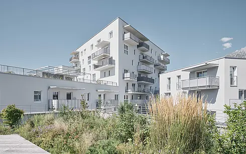 IIG-0325 Campagne Haus B