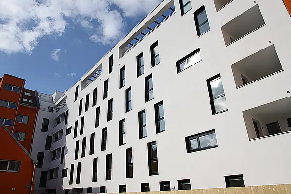 21., Donaufelder Str. 33/Schenkendorfgasse 60